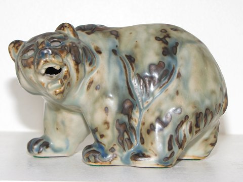 Royal Copenhagen stoneware
Small bear figurine