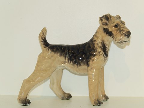 Dahl Jensen figurine
Airedale terrier