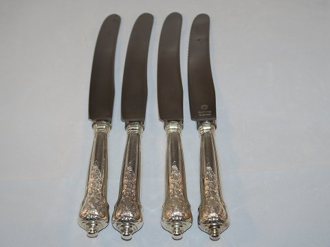 Rosenborg silver
Luncheon knife 21.3 cm.