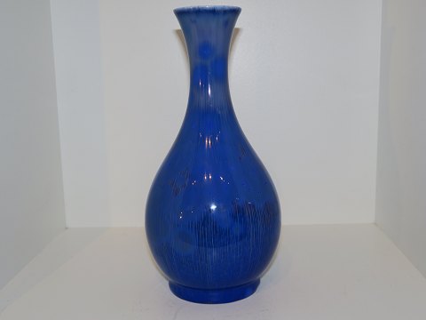 Royal Copenhagen
Unique Art Nouveau blue  crystal glaze vase by Frederik Ludvigsen