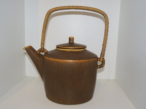 Palshus art pottery
Tea pot