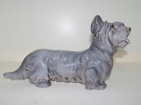 Bing & Grondahl figurine
Large Skye Terrier