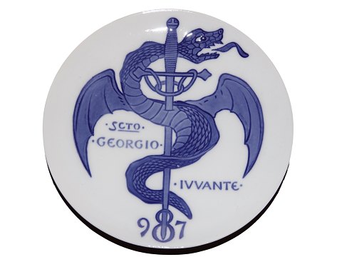 Royal Copenhagen commemorative plate from 1897 
Order of Odd Fellow for its hospital on Iceland