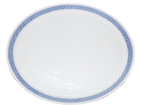 Blue Fan
Oblong serving tray 37.8 cm.