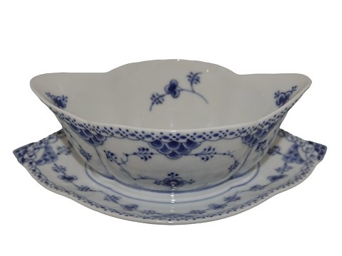 Blue Fluted Half Lace
Gravy boat