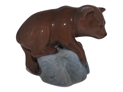 Bing & Grondahl year figurine from 1994
Brown bear cub.