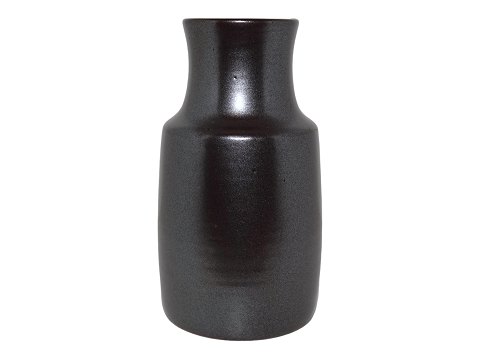 Hjorth art pottery
Small vase