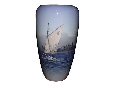 Royal Copenhagen
Vase with sailing boat
