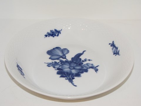 Blue Flower BraidedRound dish 19 cm.