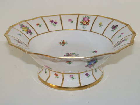 HenrietteStor skål på fod