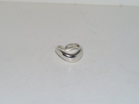 Georg Jensen sølv
Ring af Agnethe Dinesen