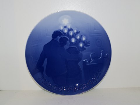 Bing & Grondahl Christmas Plate
1925