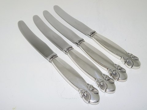 Georg Jensen Bittersweet sterling silver
Dessert knife 16.9 cm.