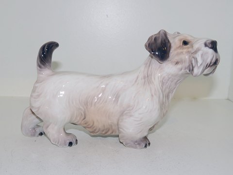 Dahl Jensen figurine
Sealyham Terrier