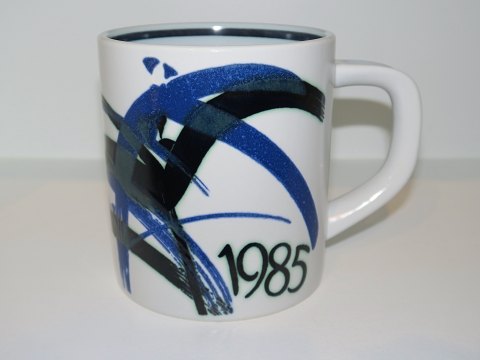 Royal Copenhagen
Large year mug 1985