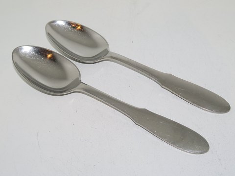 Georg Jensen Mitra
Large soup spoon 20.7 cm.