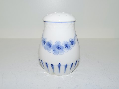 Empire
Salt shaker without text