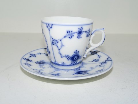 Blue Fluted Plain
Rare doll size cup "2308