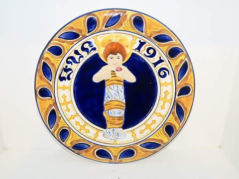 Aluminia
Large christmas plate 1916