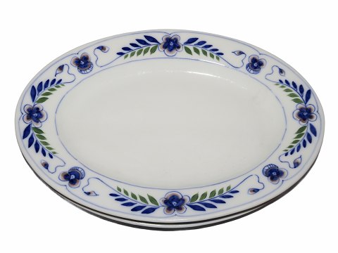 Blue Vetch
Small platter 27 cm.