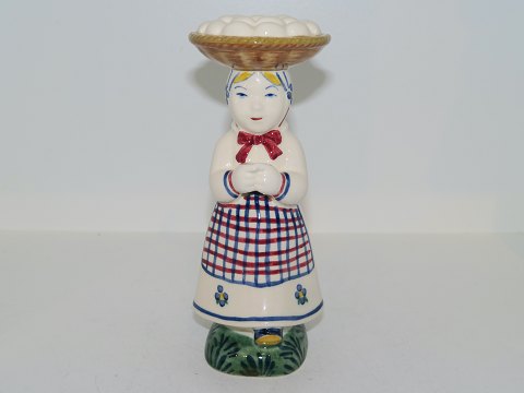 Aluminia Child Welfare Figurine
Farm wife from 1947