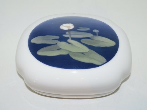 Royal Copenhagen 
Art Nouveau lidded bowl with Waterlilies from 1898-1923
