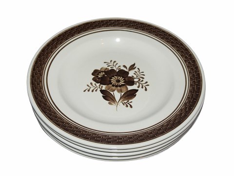 Brown Tranquebar
Small side plate 15 cm. #944