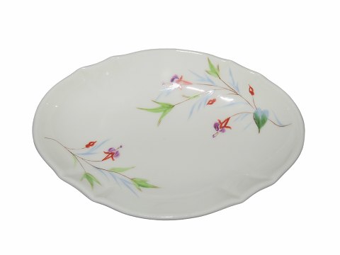 Fuchsia
Small dish 17.5 cm.