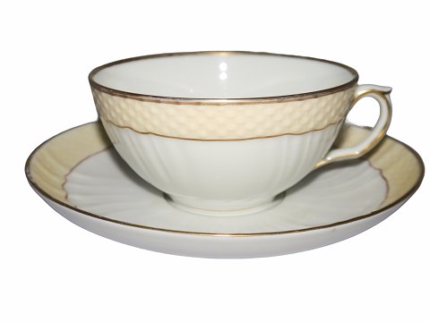 Chamois Fond
Tea cup