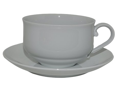 Royal Copenhagen
White tea cup