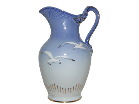 Seagull with gold edge
Large milk pitcher