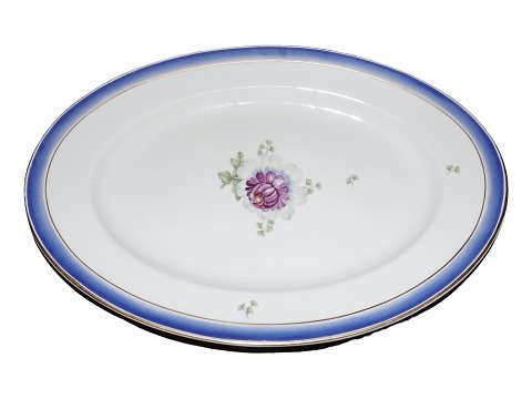 Blue Edge and Flowers
Platter 39.9 cm.