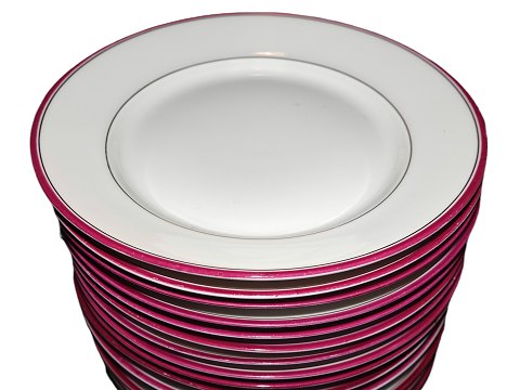 Bing & Grøndahl Purple
Luncheon plate 21.5 cm.
