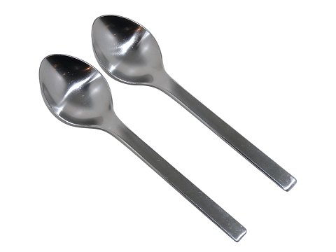 Georg Jensen Tuja
Dessertske 17,6 cm.