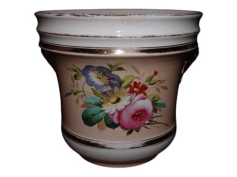Flower pot from around 1900