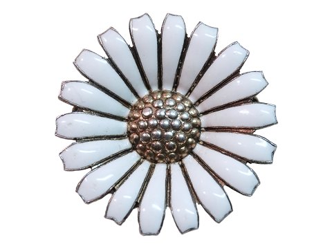 Carlo Juul Christensen sølv 
Marguerit broche fra 1962-1980
