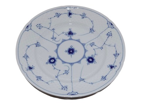 Blue Fluted (Blue Traditional)
Luncheon plate 21.2 cm. #26