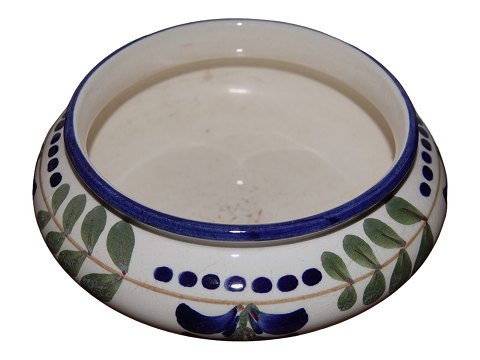 Aluminia Wisteria
Low edge bowl