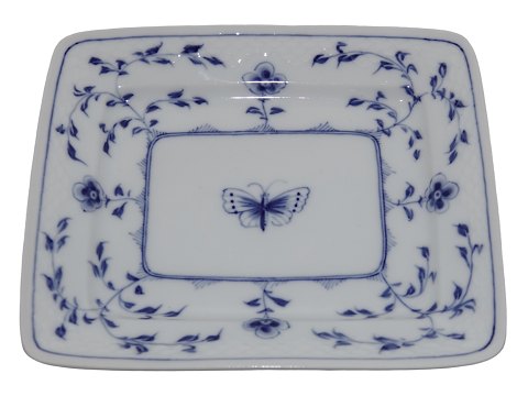 Butterfly
Rare tray from 1915-1948