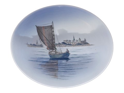 Royal Copenhagen
Plate with sailing boat in front of Kronborg Castle