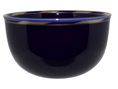 Royal Copenhagen
Dark blue Bowl by Alev Siesbye