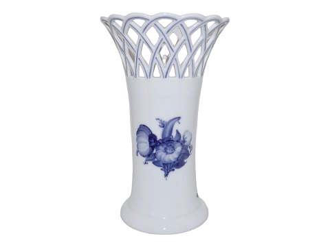Blå Blomst FlettetHøj og ret sjælden vase med gennembrudt kant