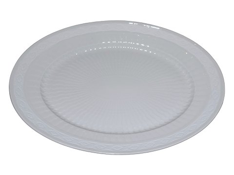 White Fan
Platter 38.4 cm.