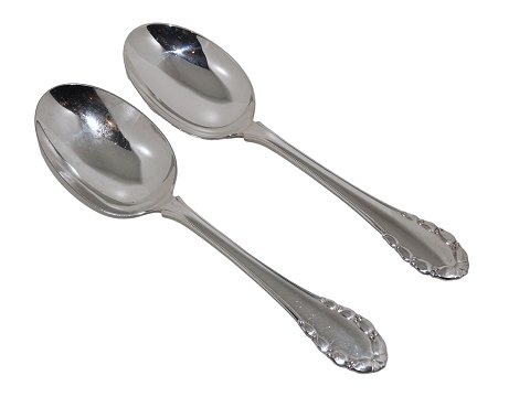 Georg Jensen Lily of the Valley
Large serving spoon 25.2 cm.