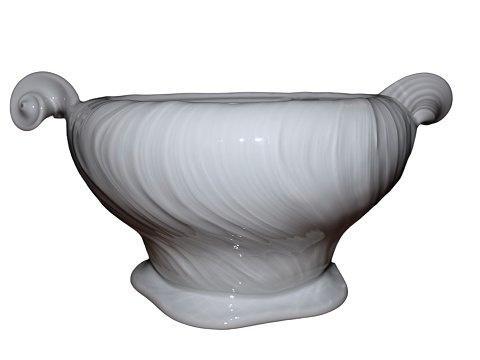 White Triton
Soup tureen