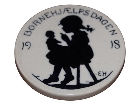Aluminia Børnehjælpsdags platte 
1918 Pige