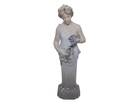 Sjælden Royal Copenhagen figur
Dame med vindruer