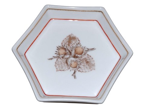 Royal Copenhagen
Sekskantet asiet 13.2 cm. fra før 1894
