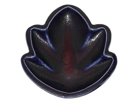 Royal Copenhagen Art Pottery
Small dish with a great glaze