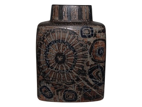 Aluminia  Baca
Vase